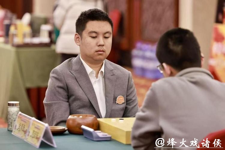 2025中国围棋甲级联赛:苏泊尔杭州队提前一轮夺冠 2025中国围棋甲级联赛:苏泊尔杭州队提前一轮夺冠