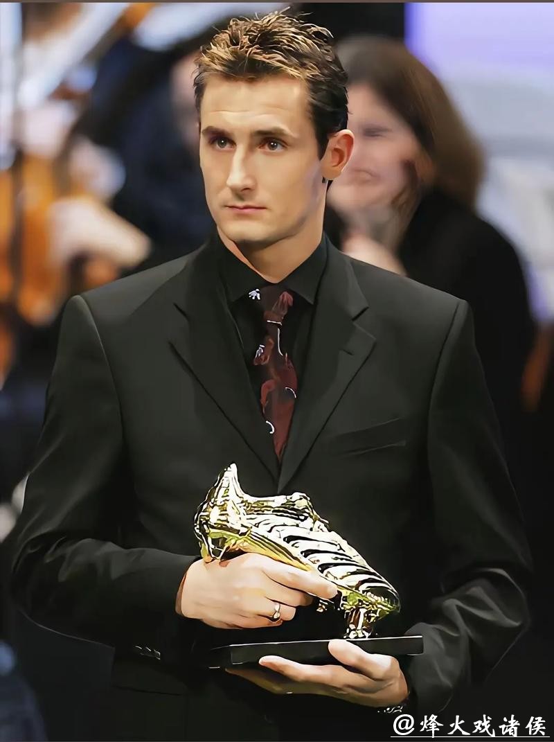 德媒：克洛泽将加盟拜仁教练组 担任助理教练