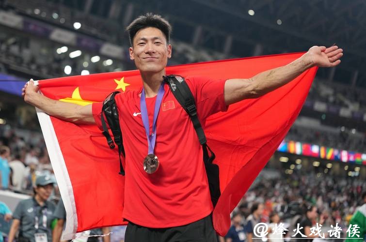 中国男子跳高再次折戟亚洲赛场,代表中国出战名将无缘领奖台,昔日优势项目沦为无奖尴尬阵地 中国男子跳高再次折戟亚洲赛场,代表中国出战名将无缘领奖台,昔日优势项目沦为无奖尴尬阵地