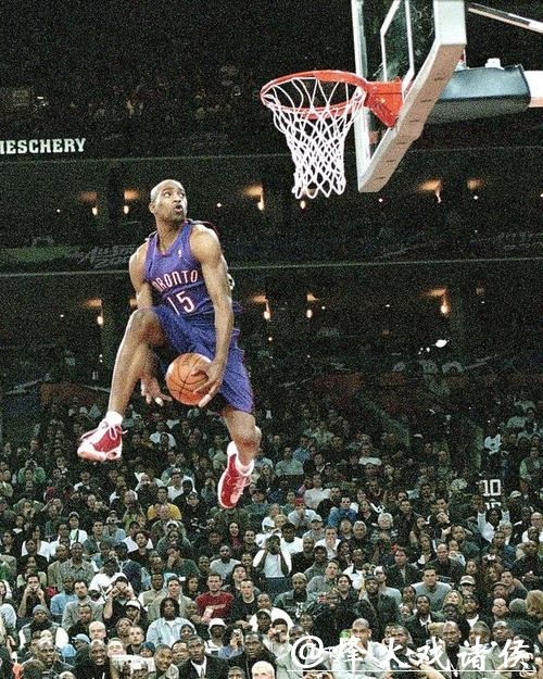 猛龙将退役卡特15号球衣 队史首个被退役号码